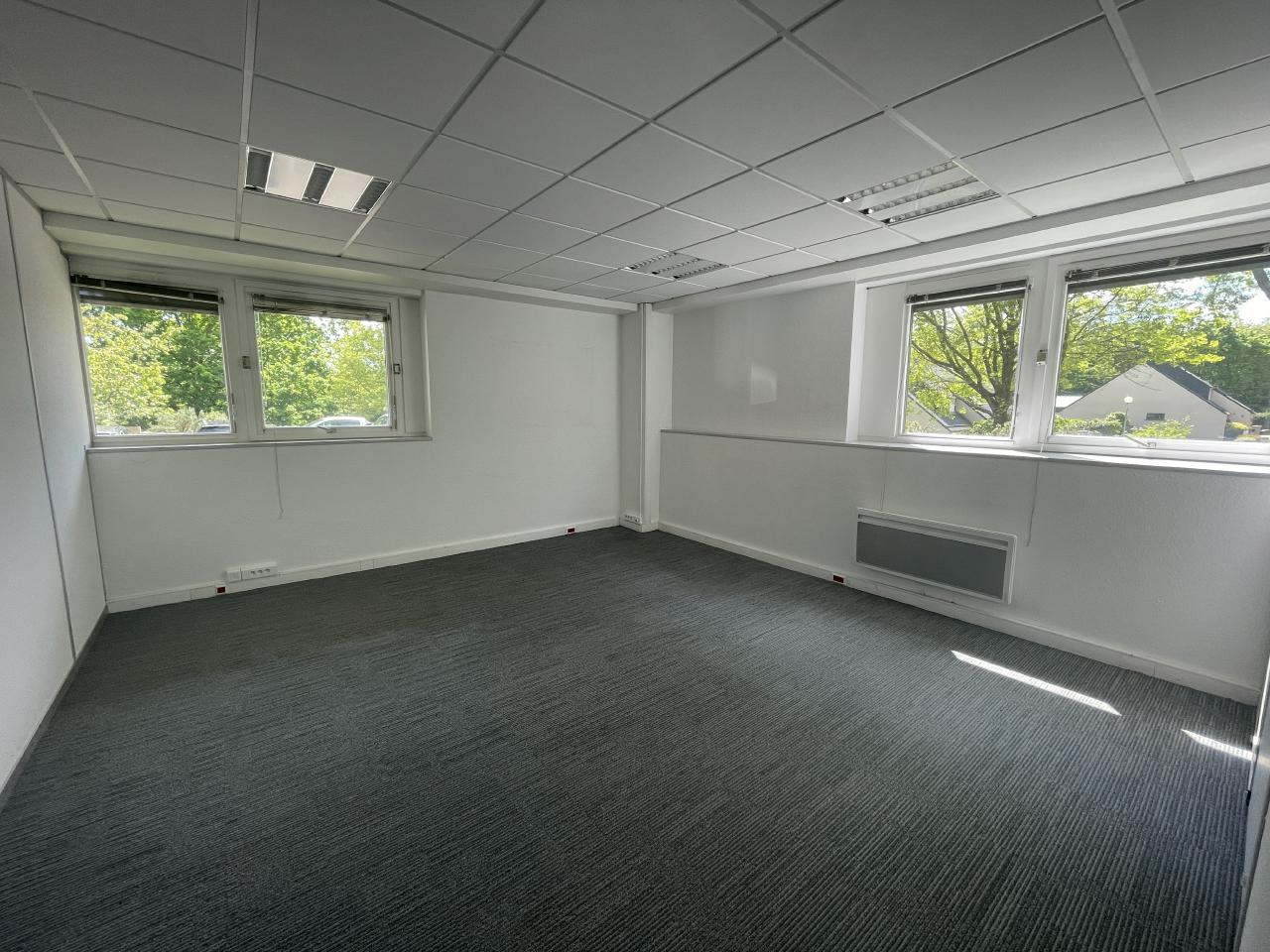 Bureau Rennes 1669m² Location bureau Rennes Ille-et-Vilaine OLBUR2316016 4
